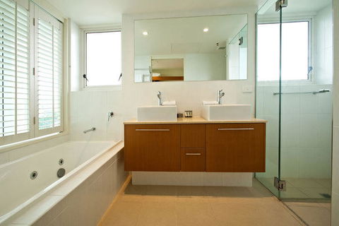 Lanai Riverside Apartments - Accommodation QLD 39