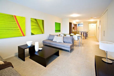 Lanai Riverside Apartments - Accommodation QLD 2