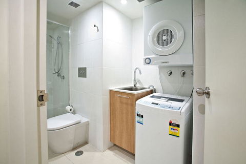 Lanai Riverside Apartments - Accommodation QLD 6