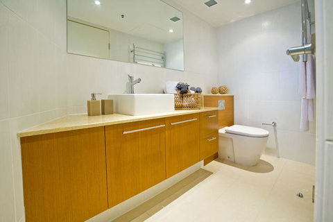 Lanai Riverside Apartments - Accommodation QLD 26