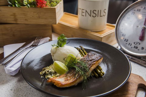 The Benson Hotel - Accommodation QLD 16