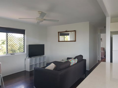 Highland House - Accommodation QLD 19