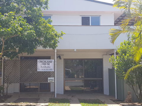 Highland House - Accommodation QLD 0
