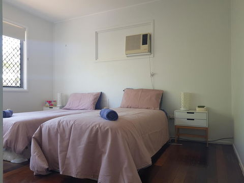 Highland House - Accommodation QLD 24