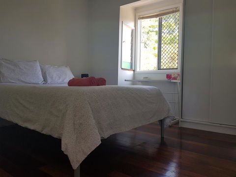 Highland House - Accommodation QLD 26