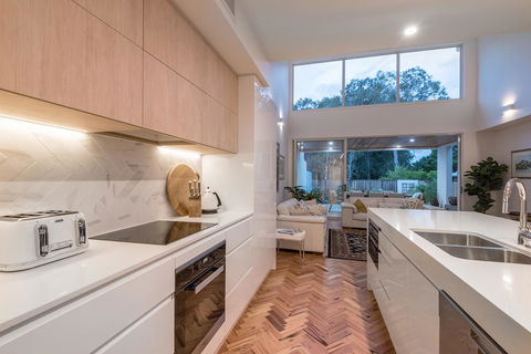 Noosa Villas - Accommodation QLD 15