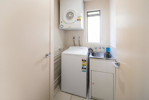 Portside Whitsunday Luxury Holiday Apartments - Accommodation QLD 11