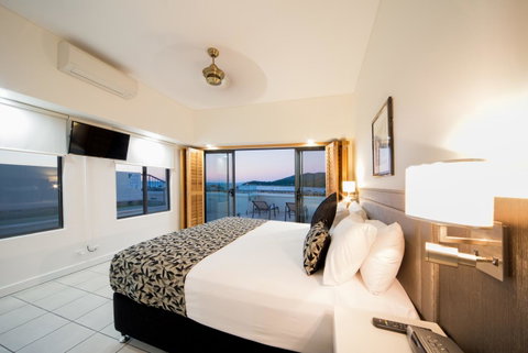 Portside Whitsunday Luxury Holiday Apartments - Accommodation QLD 24