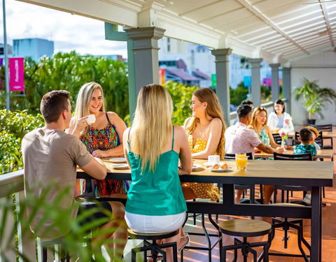 Hides Hotel - Accommodation QLD 30