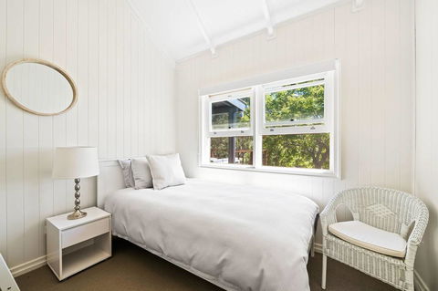 Hollow Tree Farm - Accommodation QLD 4