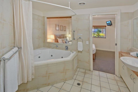 Raffles Mooloolaba - Accommodation QLD 11