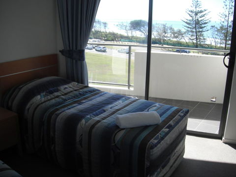 Meridian Alex Beach Apartments - Accommodation QLD 21