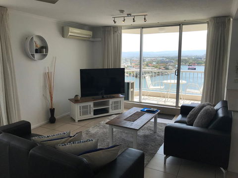 Moorings On Cavill Surfers Paradise - Accommodation QLD 39