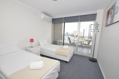 Moorings On Cavill Surfers Paradise - Accommodation QLD 18