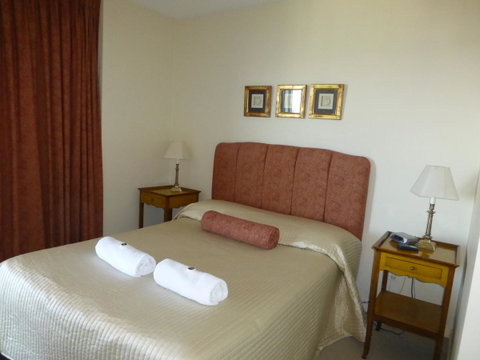 The Oasis Apartments - Accommodation QLD 18