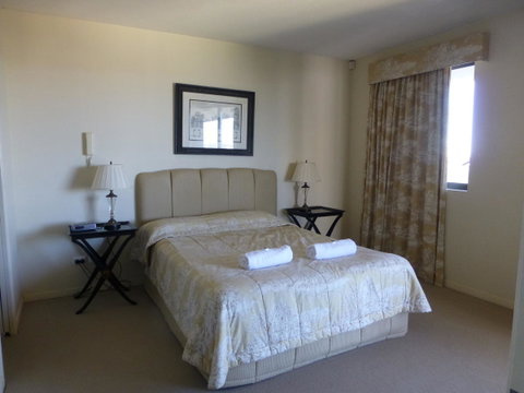The Oasis Apartments - Accommodation QLD 17