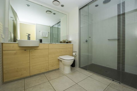 Blue On Blue Studio Room 1272 - Accommodation QLD 2