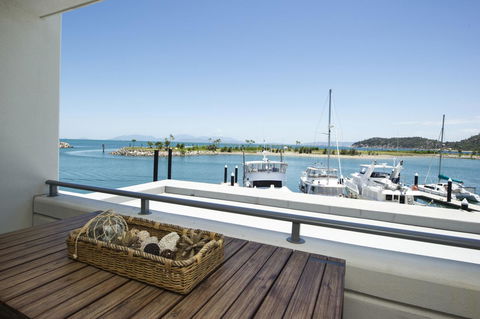 Blue On Blue Studio Room 1272 - Accommodation QLD 3