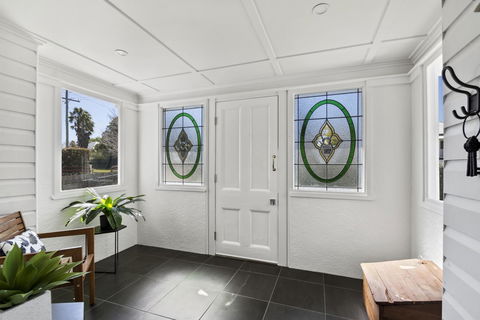 The Lighthouse - Accommodation QLD 17