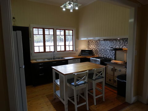 Loughmore House - Accommodation QLD 3