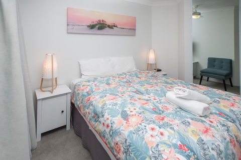 Miami Beachside Holiday Apartments - Accommodation QLD 14