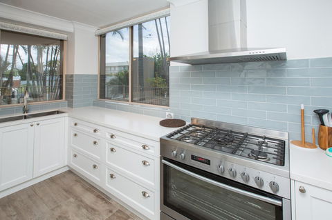 Miami Beachside Holiday Apartments - Accommodation QLD 12