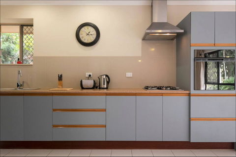 The Villa At The Bay - Accommodation QLD 13