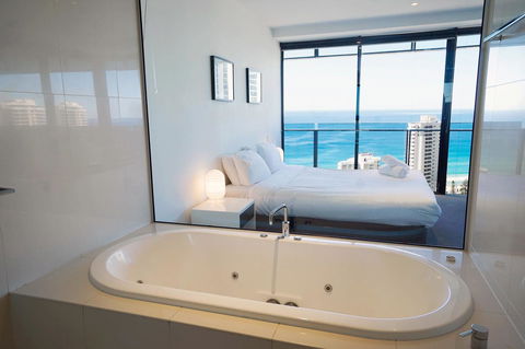 Circle On Cavill Surfers Paradise Apartments-Holiday Paradise - Accommodation QLD 12