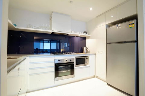Circle On Cavill Surfers Paradise Apartments-Holiday Paradise - Accommodation QLD 10