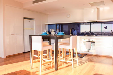 Circle On Cavill Surfers Paradise Apartments-Holiday Paradise - Accommodation QLD 17