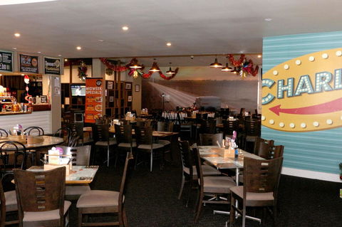 Brighton Hotel - Accommodation QLD 23