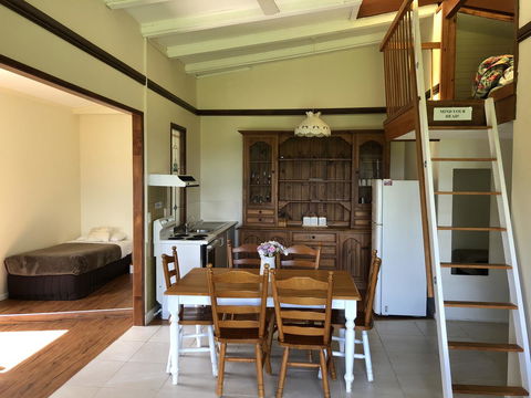 Montville Holiday Apartments - Accommodation QLD 13
