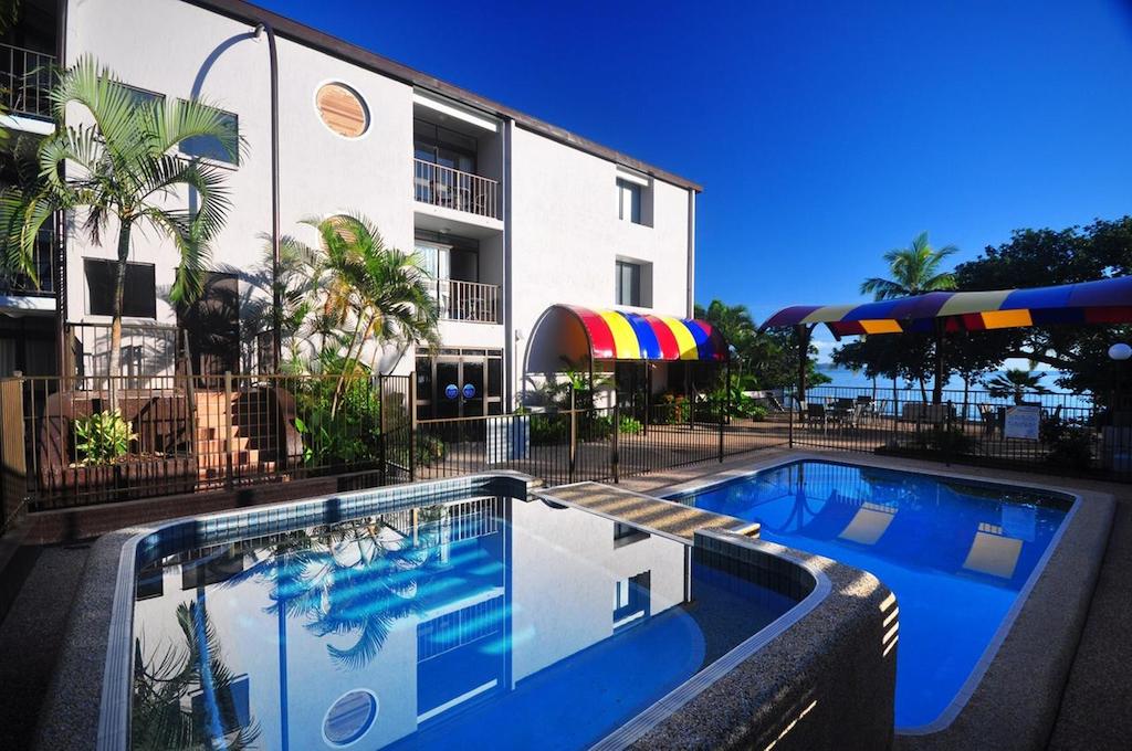 Rowes Bay QLD Accommodation QLD