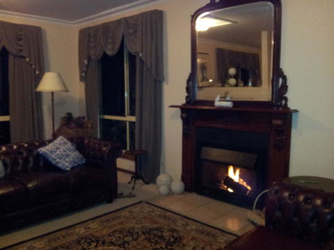 Waterview Gardens B&B - Accommodation QLD 3