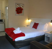 Wattle Motel - Accommodation QLD