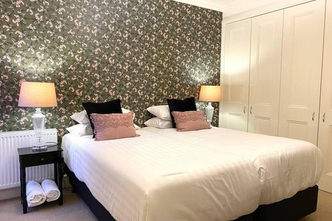 Wattle Terrace - Accommodation QLD 2