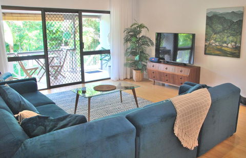 Wayfarer Apartment, In The Heart Of Port Douglas - Accommodation QLD 3
