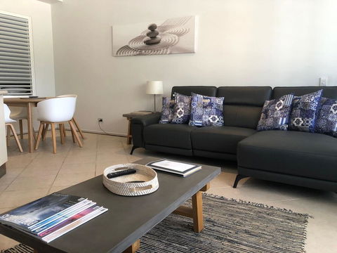 Welcome To The Centre Of Paradise - Accommodation QLD 3