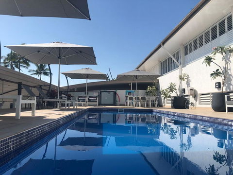 Welcome To The Centre Of Paradise - Accommodation QLD 0