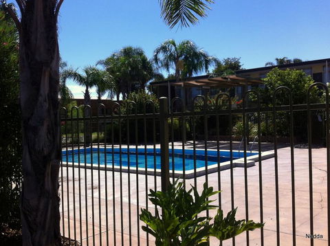 Westland Hotel Motel - Accommodation QLD 3