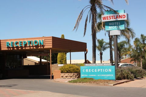 Westland Hotel Motel - Accommodation QLD 0