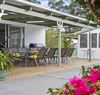 Whispering Waves - relaxing beach house - Accommodation QLD