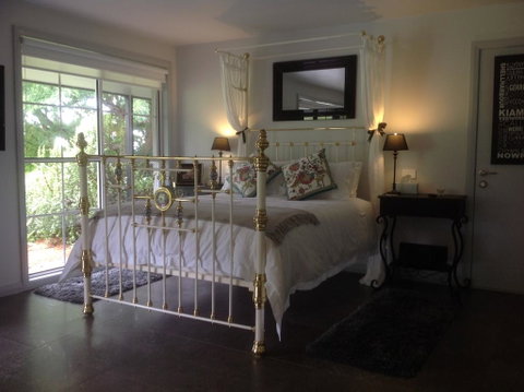 Whispers At Cedar Grove - Accommodation QLD 3