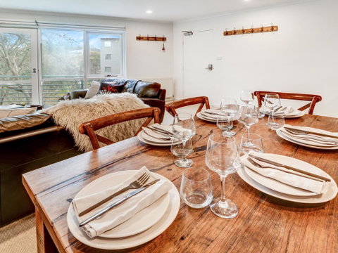 Whistler 5 - Accommodation QLD 0