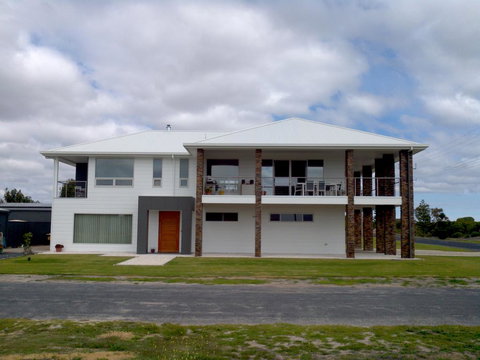 White Caps B&B Apartment - Accommodation QLD 1