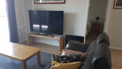 White Cedar Cottage - Accommodation QLD 2