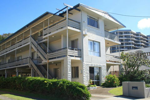 WHITE DOLPHIN, UNIT 5 - Accommodation QLD 0