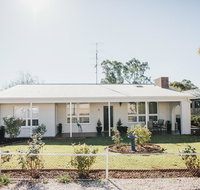 White on Wright Clare - Accommodation QLD