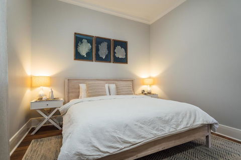 Whitehaven On Moseley - Wifi - Nespresso - Accommodation QLD 1