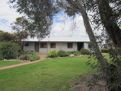 Willalooka Tavern - Accommodation QLD 1